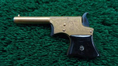 MERZ15  VERY RARE CASED ENGRAVED GOLD PLATED REMINGTON NO. 1 VEST POCKET DERRINGER CALIBER 22 - Image 2