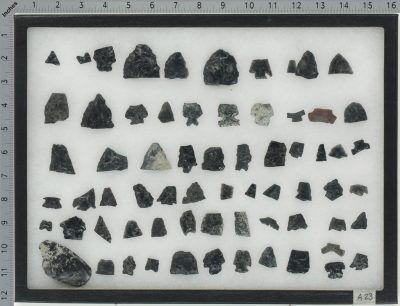 A23 GROUPING OF OBSIDIAN SPEAR POINTS AND ARROWHEADS