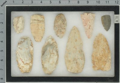 A71 DISPLAY CASE WITH 5 SPEAR POINTS AND 4 HIDE SCRAPERS