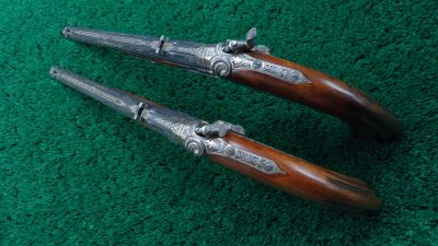 MHG973 EXTRAORDINARY PAIR EXHIBITION GRADE RELIEF ENGRAVED GOLD INLAID TARGET PISTOLS [A] - Image 4