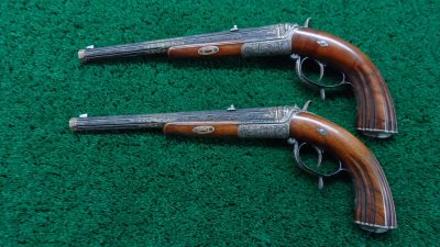 MHG973 EXTRAORDINARY PAIR EXHIBITION GRADE RELIEF ENGRAVED GOLD INLAID TARGET PISTOLS [A] - Image 2