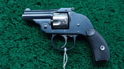 MHG992 HARRINGTON & RICHARDSON HAMMERLESS BICYCLE FIRST MODEL TOP BREAK REVOLVER IN 32 S&W (black powder) [M] - Image 2