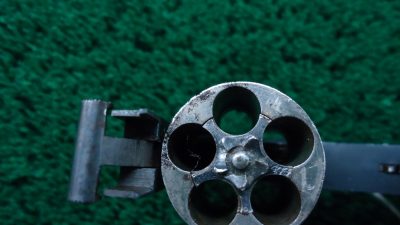 MHG992 HARRINGTON & RICHARDSON HAMMERLESS BICYCLE FIRST MODEL TOP BREAK REVOLVER IN 32 S&W (black powder) [M] - Image 7