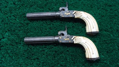 169 CASED PAIR GOLD INLAID BELGIAN SINGLE SHOT PERCUSSION PISTOLS [A] - Image 3