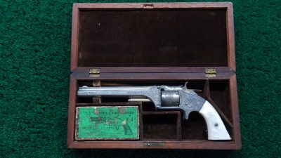 20-38 BEAUTIFULLY CASED AND ENGRAVED SMITH & WESSON No.2 ARMY [A] - Image 13