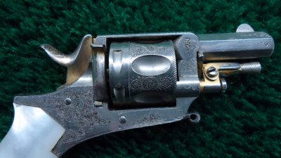 MHG890 **Sale Pending** VERY SMALL BELGIAN MADE FOLDING TRIGGER 22 REVOLVER [A] - Image 8