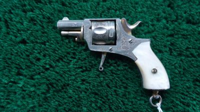 MHG890 **Sale Pending** VERY SMALL BELGIAN MADE FOLDING TRIGGER 22 REVOLVER [A] - Image 2