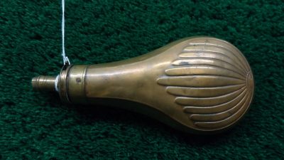 F1017  UNMARKED SHELL AND BUSH FLASK