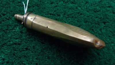 F1017  UNMARKED SHELL AND BUSH FLASK - Image 2