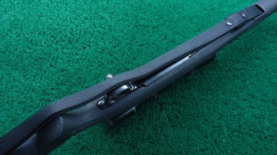 W3792 WINCHESTER MODEL 70 BOLT ACTION RIFLE CHAMBERED IN .300 MAGNUM [M] - Image 3