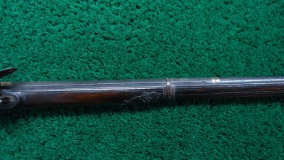 MR1653 SPANISH MIQUELET GOLD INLAID AND CARVED SPORTING FLINTLOCK OF ABOUT 16 BORE [A] - Image 5