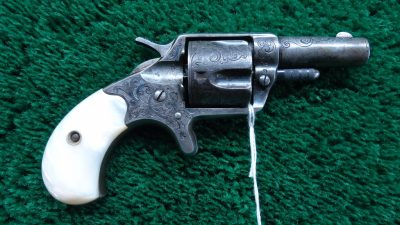 C424 ENGRAVED ETCHED PANEL COLT NEW LINE REVOLVER IN CALIBER 41 RF [A]