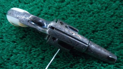 C424 ENGRAVED ETCHED PANEL COLT NEW LINE REVOLVER IN CALIBER 41 RF [A] - Image 3