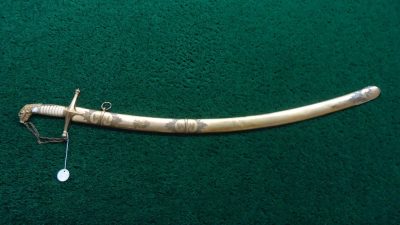 M1141 FINE EAGLE HEAD MOUNTED INFANTRY OFFICER'S SWORD [A] - Image 3
