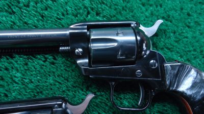 C432A & C432B COLT FRONTIER SCOUT '62 MATCHED PAIR [M] - Image 7