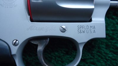 MHG1097 SMITH & WESSON 637 AIRWEIGHT DOUBLE-ACTION REVOLVER CHAMBERED FOR .38 S&W SPL+P [M] - Image 6