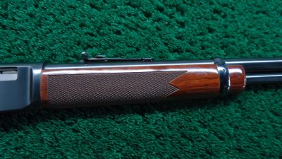 W4373 DELUXE WINCHESTER 9422M LEVER ACTION CARBINE CHAMBERED FOR .22 MAGNUM [M] - Image 5