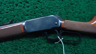 W4373 DELUXE WINCHESTER 9422M LEVER ACTION CARBINE CHAMBERED FOR .22 MAGNUM [M] - Image 2
