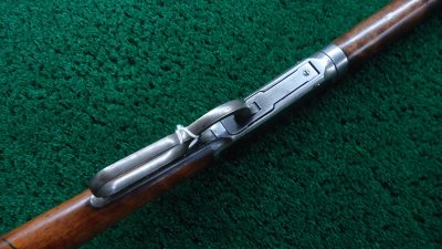 W4370 WINCHESTER MODEL 1894 LEVER ACTION TAKEDOWN RIFLE CHAMBERED IN 30 WCF [M] - Image 3