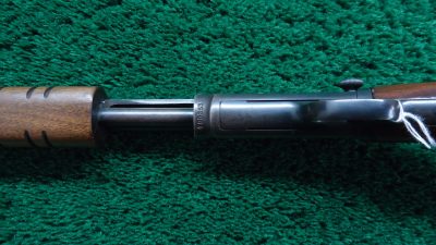 W4382 LATE WINCHESTER MODEL 90 ROUND BARREL SLIDE ACTION RIFLE IN .22 WRF [M] - Image 9