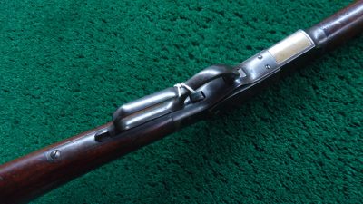 W4414 WINCHESTER MODEL 1873 RIFLE WITH 32 INCH BARREL IN 32 WCF [A] - Image 3