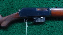 W4614 EARLY FIRST YEAR WINCHESTER DELUXE MODEL 1910 S.L. SEMI-AUTO RIFLE IN 401 CAL [M]