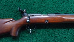 W4692 WINCHESTER MODEL 52 TARGET BOLT ACTION RIFLE IN CALIBER .22 LR [M]
